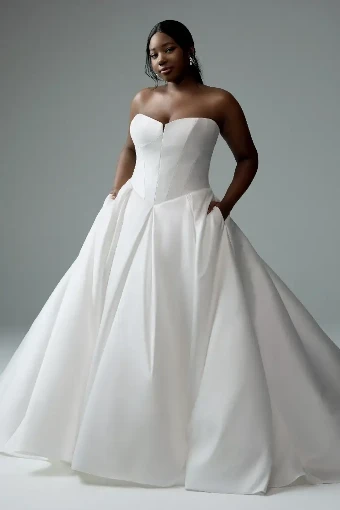Elli By Sophia Tolli Price Range: $1889.00-$4999.00 $2 Ivory thumbnail
