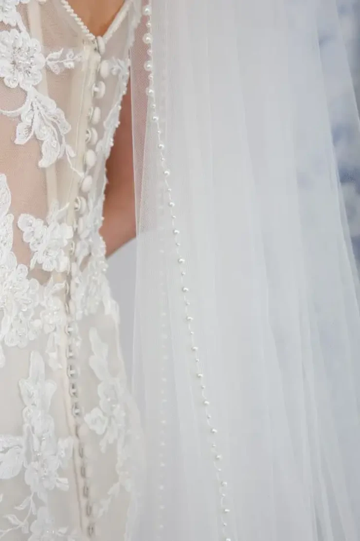 Pearl Trim Veil C643C 1 Tier 114" #0 default Ivory picture