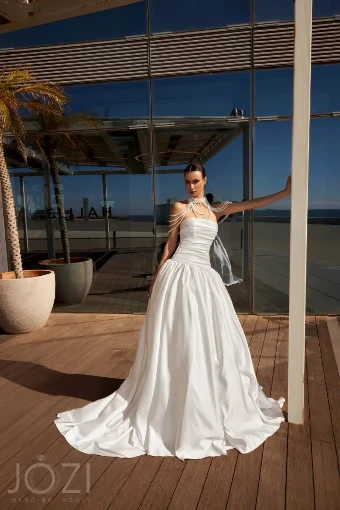 JAY By Gabbiano Price Range: $2699.00 - $4270.00 $3 Milk thumbnail