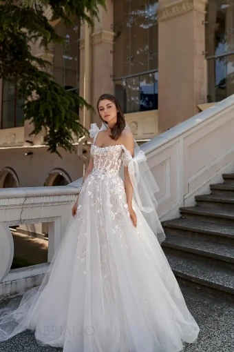 EVITA By Gabbiano Price Range: $2699.00 - $4270.00 $0 default White/Almond thumbnail