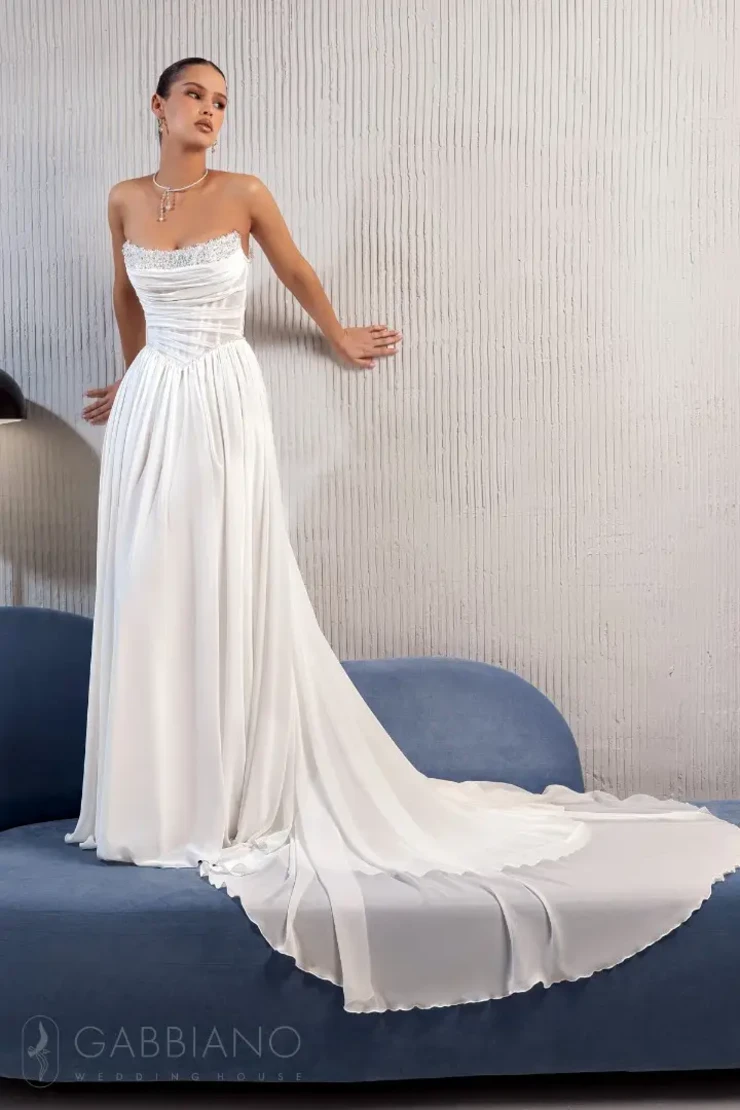 AGGIE By Gabbiano Price Range: $2699.00 - $4270.00 #2 default Milk picture