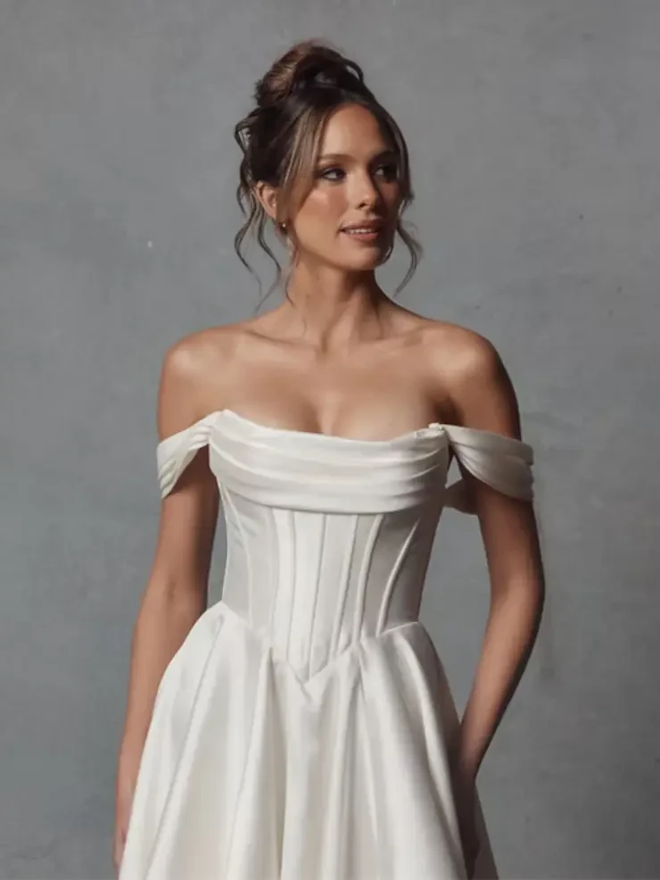 Sandy By Jack Sullivan Price Range: $2,200.00 - $4,750.00 #0 default Ivory picture