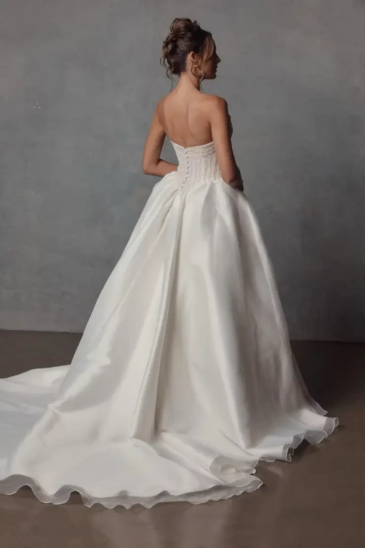 Renee By Jack Sullivan Price Range: $2,200.00 - $4,750.00 #0 default Ivory picture