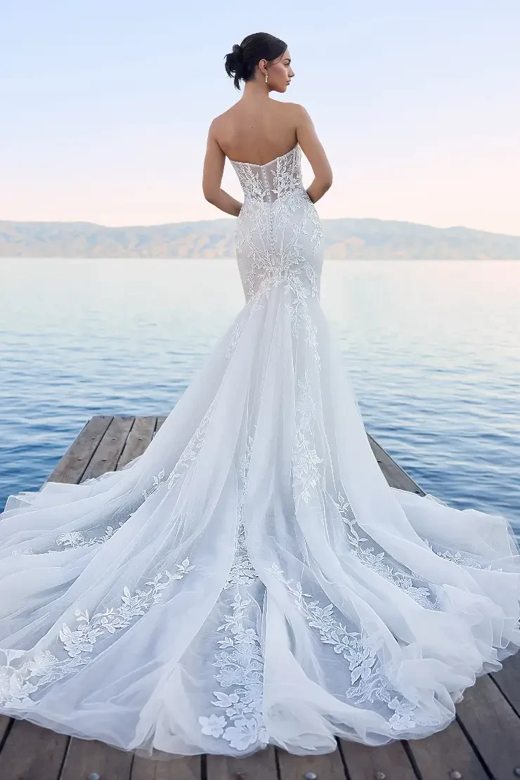 Malibu By Sophia Tolli Price Range: $1889.00-$4999.00 #1 Ivory picture