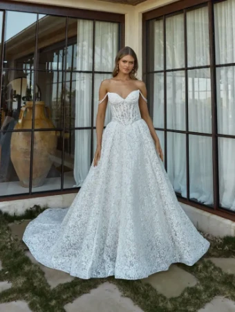 BRIE By Tania Olsen Price Range: $1600.00 - $3200.00 $1 Vintage White thumbnail