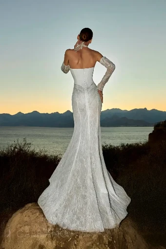 Praya Bodice and Train By Gabbiano Price Range: $2699.00 - $4270.00 $3 Milk thumbnail