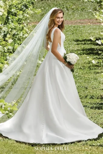 Natalie Grace By Sophia Tolli Price Range: $1889.00-$4999.00 $0 default Ivory thumbnail