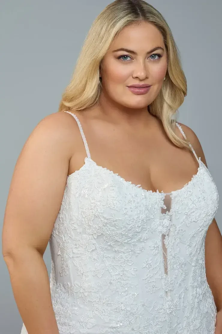 Esme By Sophia Tolli Price Range: $1889.00-$4999.00 #4 default Ivory picture