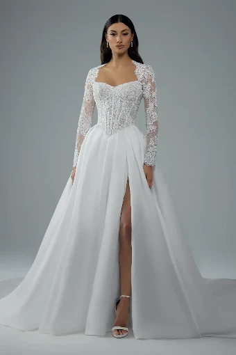 Bree By Sophia Tolli Price Range: $1889.00-$4999.00 $3 Ivory thumbnail