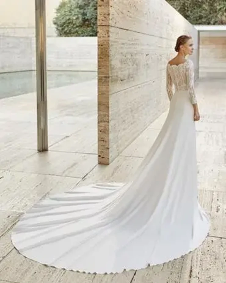 Elegant By Rosa Clara Price Range: $2999.99 - $7750.00 #2 default Natural picture