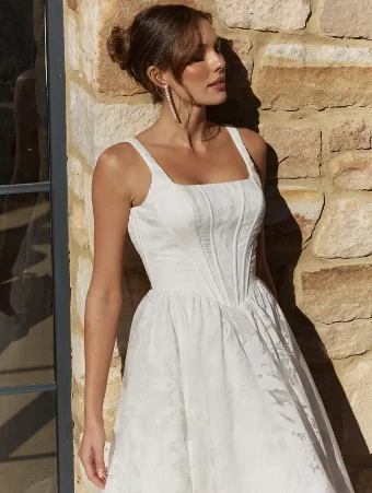 Annabelle By Tania Olsen Price Range: $1600.00 - $3200.00 $1 Vintage White thumbnail