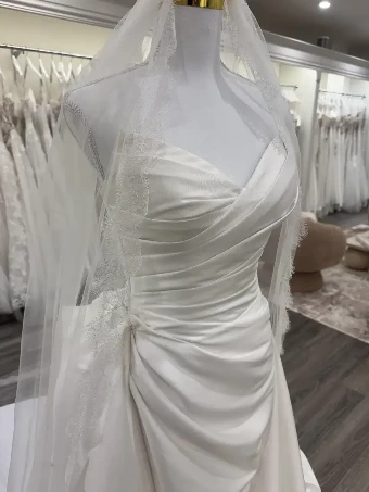 Dainty, 1T, Cathedral 114” $3 Ivory thumbnail