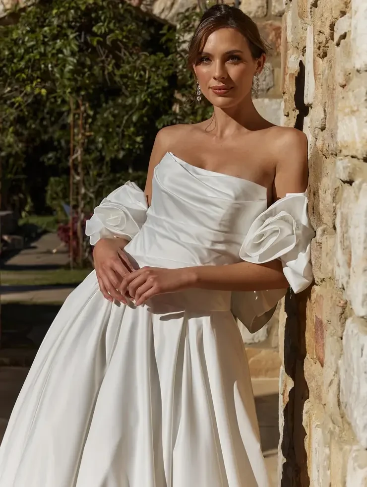 Alara By Tania Olsen Price Range: $1600.00 - $3200.00 #5 default Vintage White picture