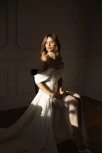 Harlen By Eva Lendel Wedding Gowns Price Range: $2999.00 - $6300.00 $3 Ivory thumbnail