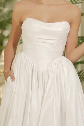 Marcelline By Tina Holly Price Range: $1200.00 - $2200.00 $3 Off-White thumbnail