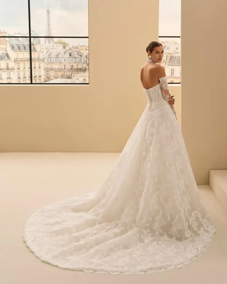 Nairobi By Rosa Clará Wedding Gowns Price Range: $2999.99 - $7750.00 #1 Natural/Nude picture
