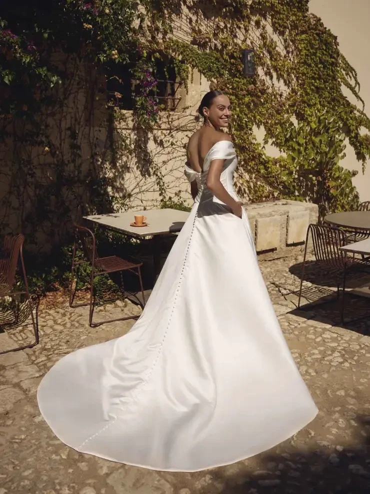 Gerlinde By Modeca #1 Ivory picture