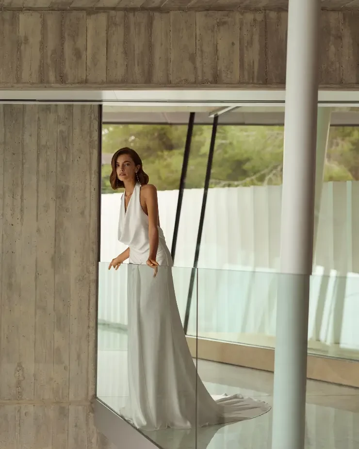 Greta By Rosa Clará Wedding Gowns Price Range: $2999.99 - $7750.00 #4 default Natural picture