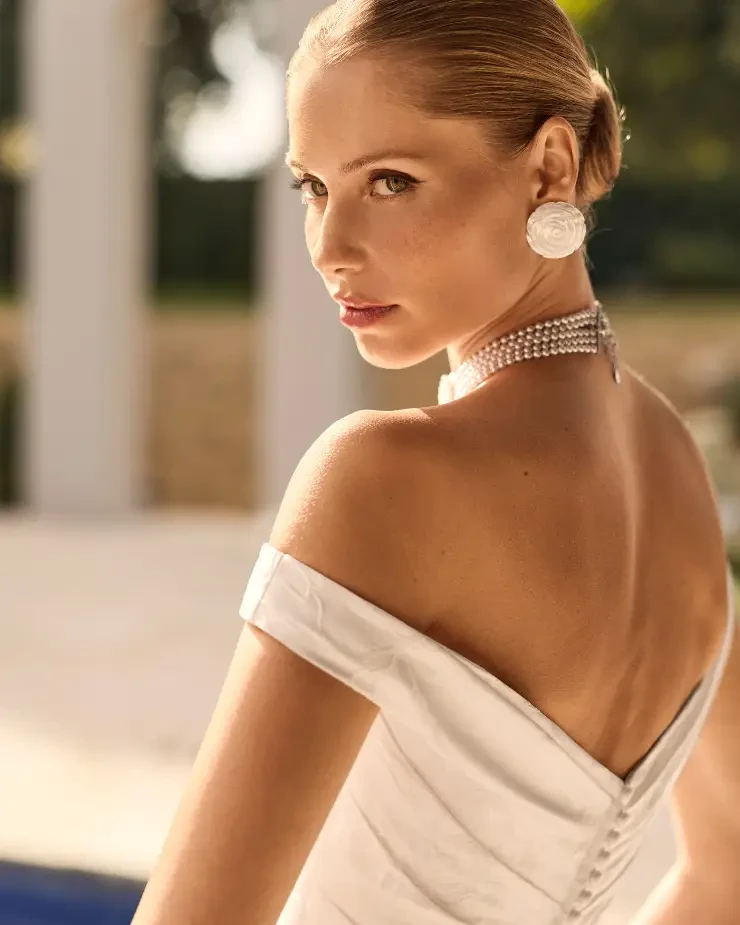 Nupcia By Rosa Clará Wedding Gowns Price Range: $2999.99 - $7750.00 #3 default Natural picture
