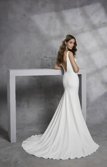 Irsina By Ronald Joyce Price Range: $2500.00 - $5200.00 $0 default Ivory/Nude thumbnail