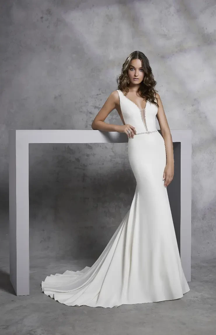 Irsina By Ronald Joyce Price Range: $2500.00 - $5200.00 #5 default Ivory/Nude picture