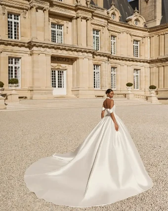 Amatista By Rosa Clará Wedding Gowns Price Range: $2999.99 - $7750.00 $2 Natural thumbnail