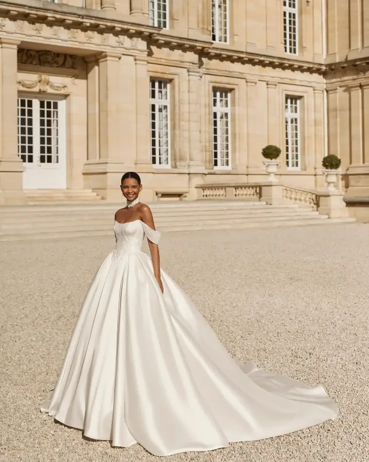 Amatista By Rosa Clará Wedding Gowns Price Range: $2999.99 - $7750.00 #1 Natural picture