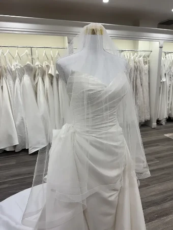 314, 30"/45", 2 Tier, 3/4 Width, Rouched Top Horsehair hem $0 default Silk White thumbnail