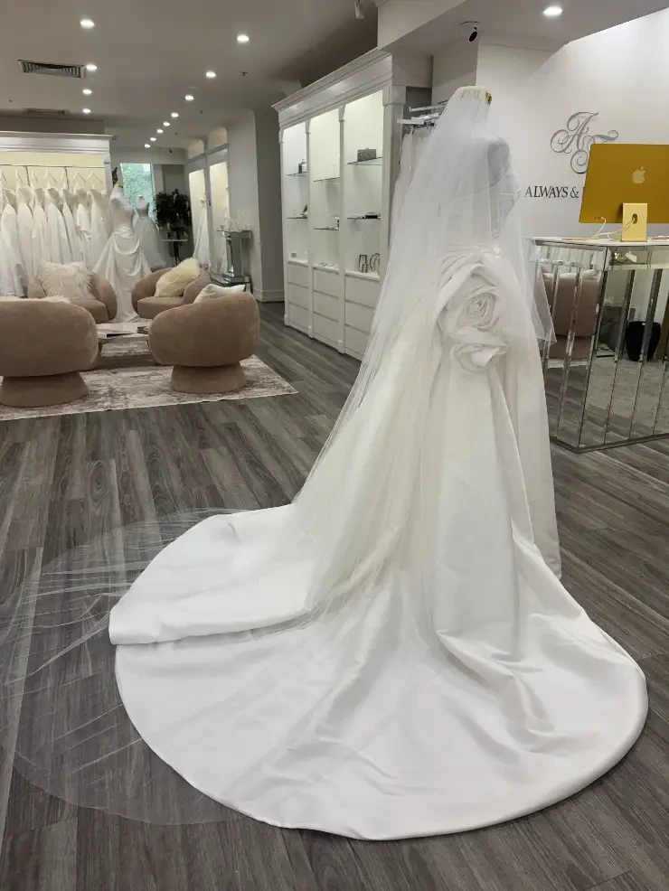 201, 108"/33", 2 tier, 3/4 width, Ruched Top #4 default Silk White picture