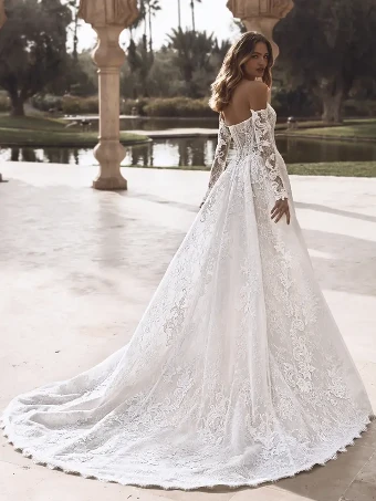 Vanessa By Enzoani $5 Ivory/Sand/Nude thumbnail