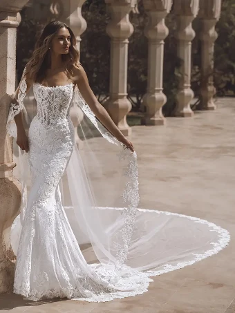 Venice By Enzoani $6 Ivory/Nude thumbnail