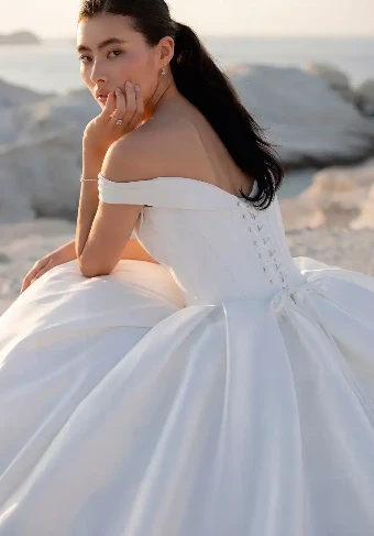 Tyler By Morilee Wedding Dresses Price Range: $2200.00 - $5285.00 $5 Diamond White thumbnail
