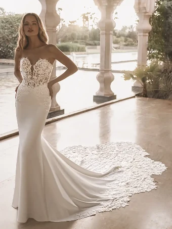 Vienna By Enzoani $8 Ivory/Nude thumbnail