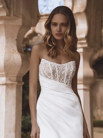 Viola By Enzoani $5 Ivory/Nude thumbnail