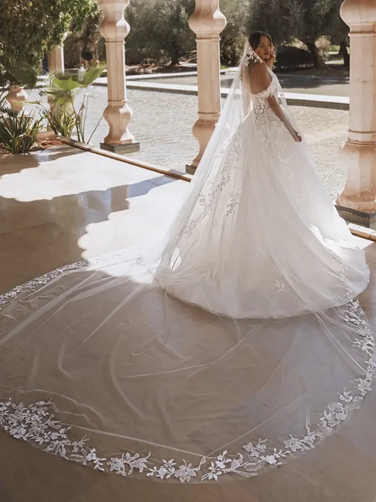 Vogue By Enzoani #5 default Ivory/Sand/Nude picture