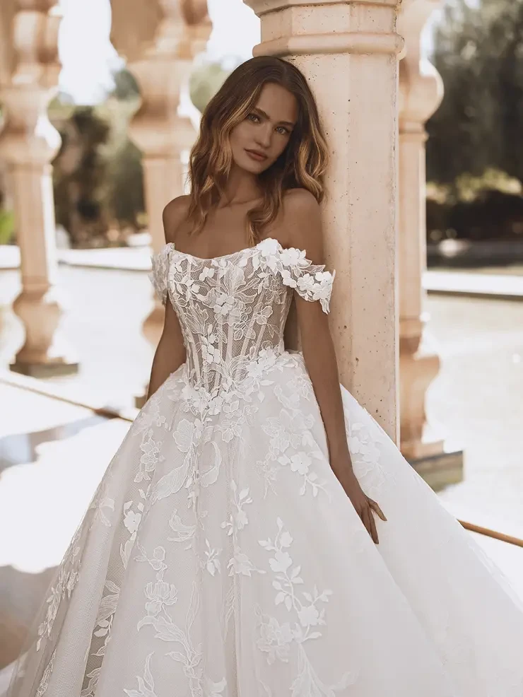 Vogue By Enzoani #1 Ivory/Sand/Nude picture