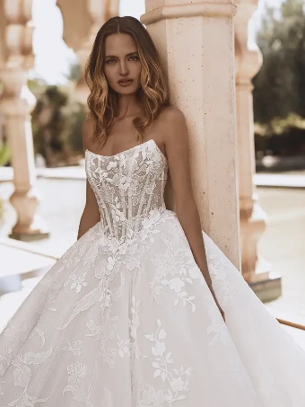 Vogue By Enzoani $2 Ivory/Sand/Nude thumbnail