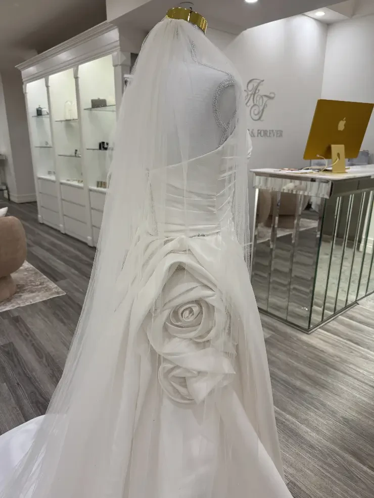 C602C, 98", 1 Tier #1 Ivory picture